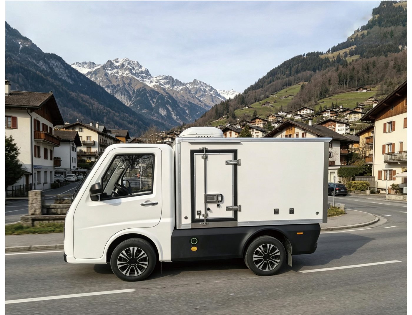 HM TEV electric mini truck